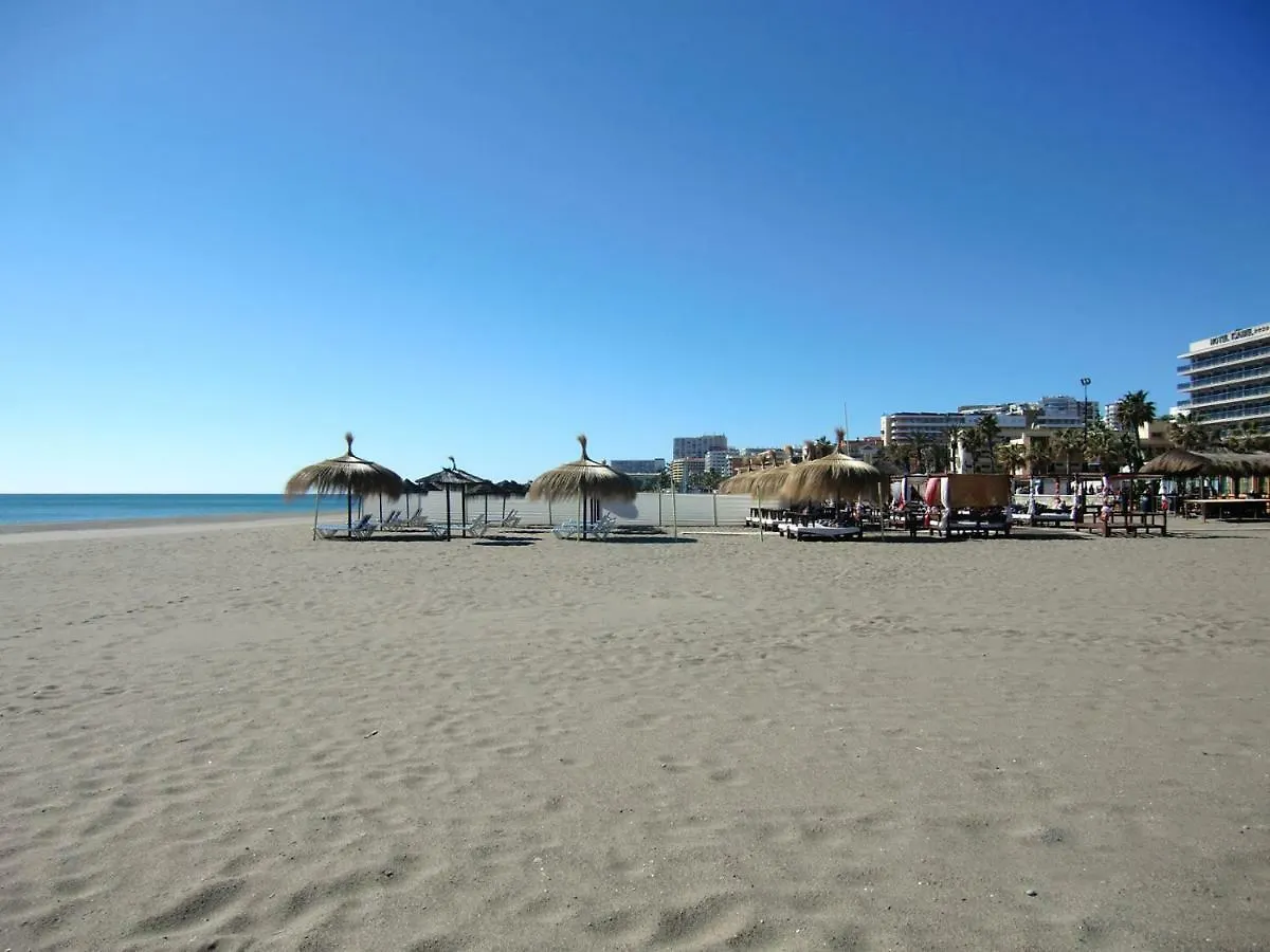 Apartamento Con Piscina A 150 Metros Playa Netflix P Video Aire Acondicionado Calefaccion Toallas Y Sillas Playa Sombrilla 2 Terrazas Una Sobre Piscina Centro Ciudad 1 Smart Tv Por Habitacion Fuengirola Spagna